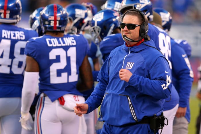 Nov 19, 2017; East Rutherford, NJ, USA; New York Giants head coach Ben McAdoo before the start of overtime against the Kansas City Chiefs at MetLife Stadium.
